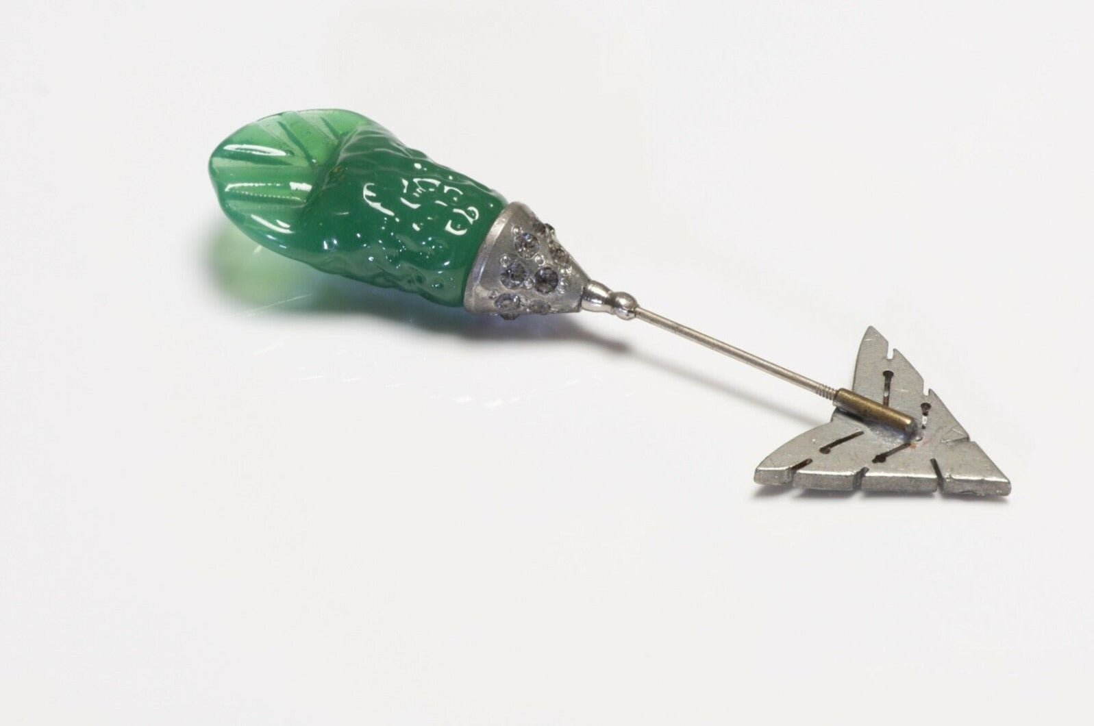 Vintage French Green Poured Glass Crystal Arrow Jabot Brooch
