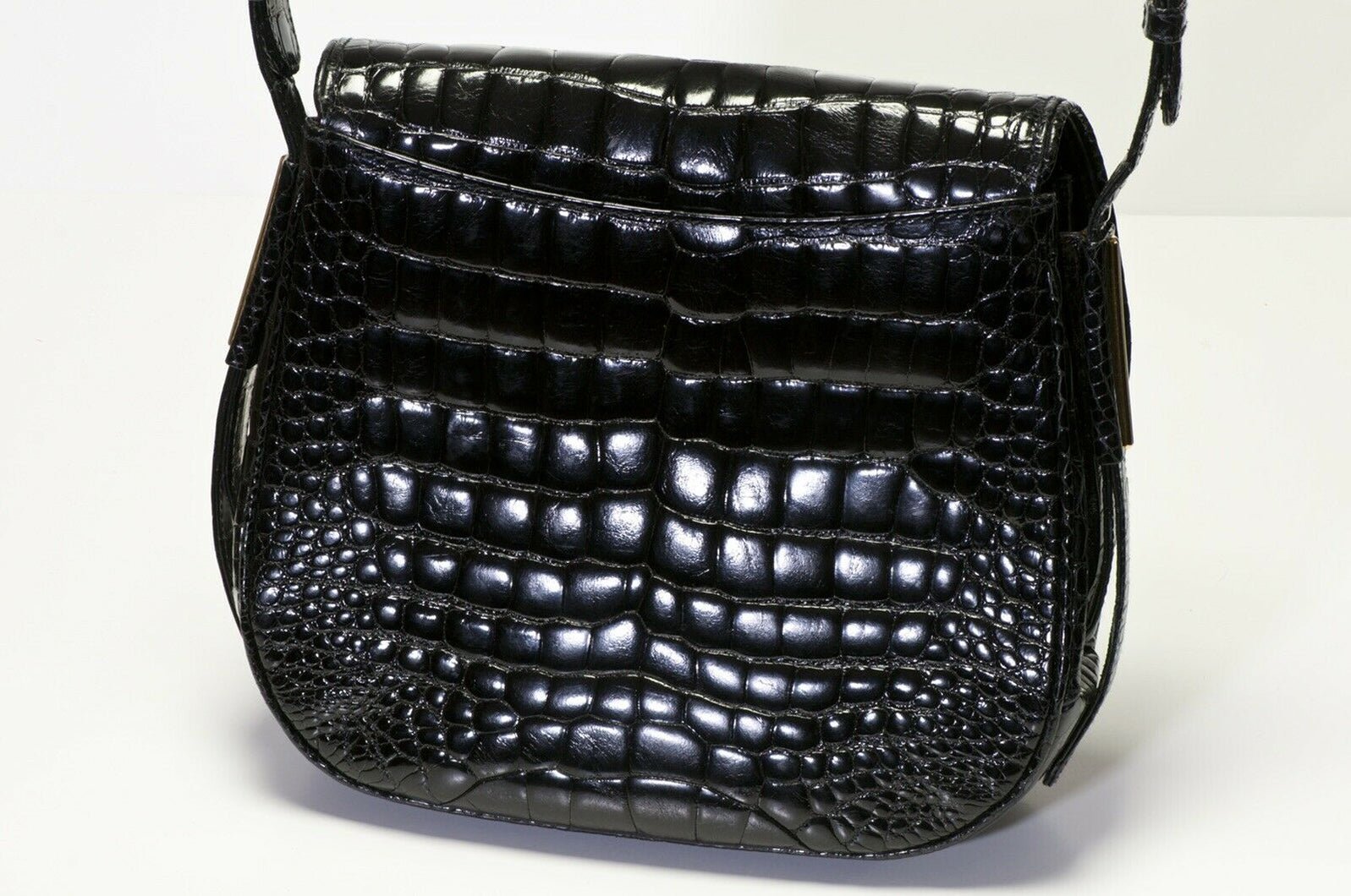 Vintage GUCCI Black Crocodile Flap Women’s Shoulder Bag