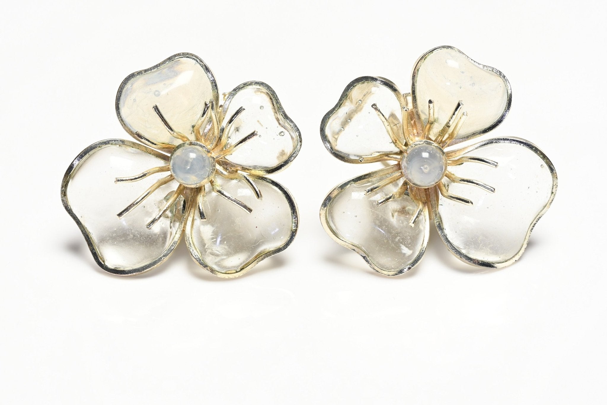 Vintage Histoire de Verre Paris Gripoix Clear Poured Glass Camellia Earrings