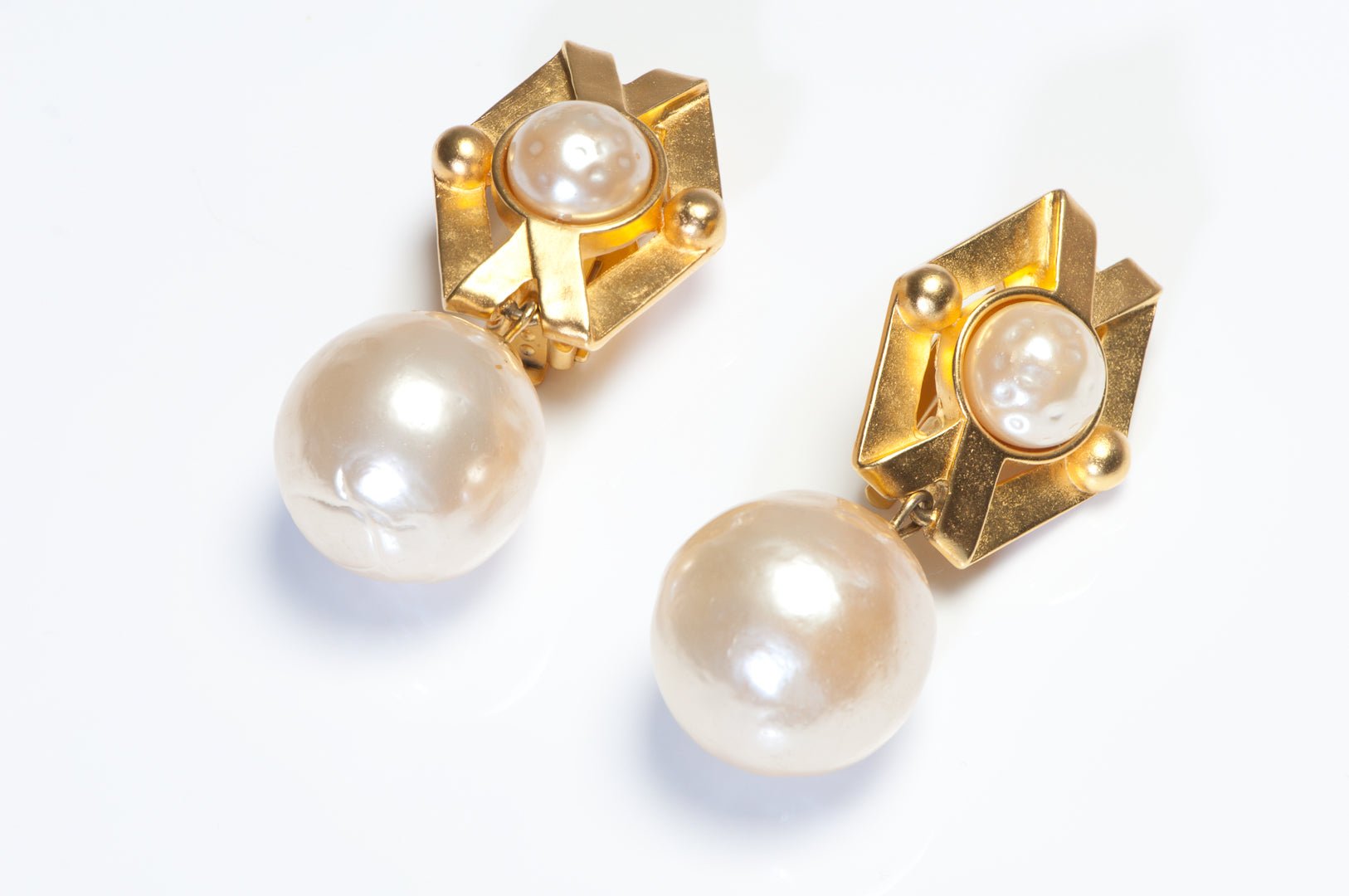 Vintage Karl Lagerfeld Paris Long Gold Plated Glass Pearl Earrings
