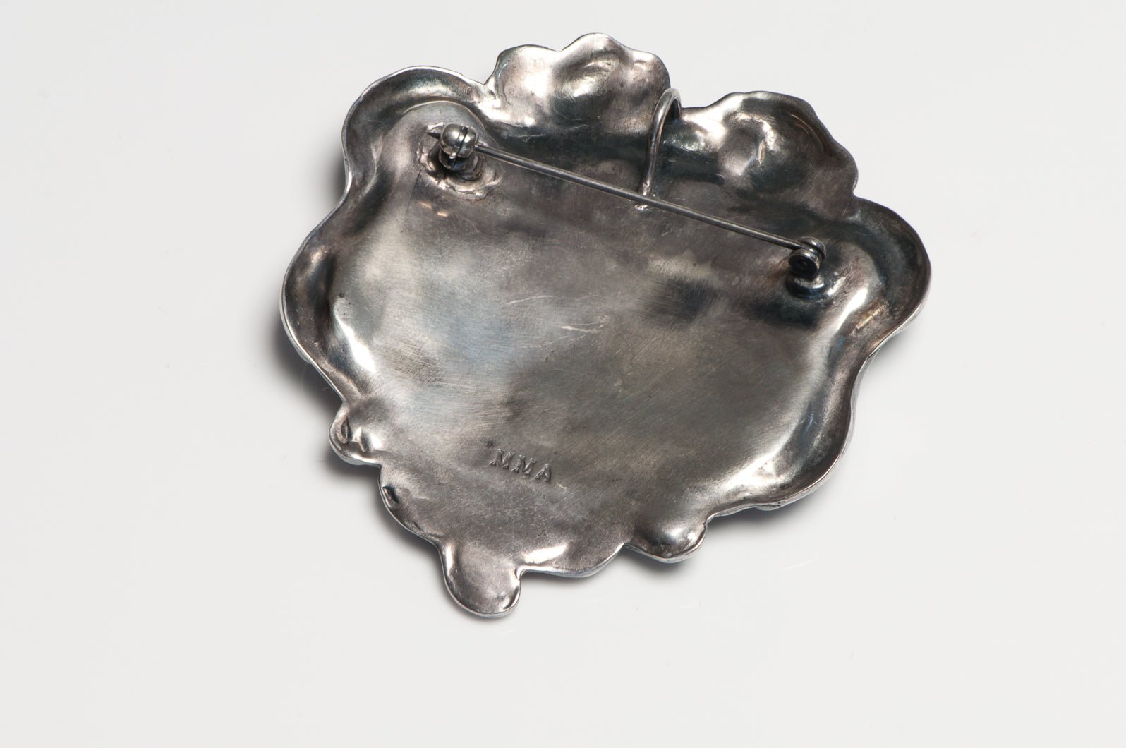 Vintage Metropolitan Museum of Art MMA Art Nouveau Style Pendant Brooch