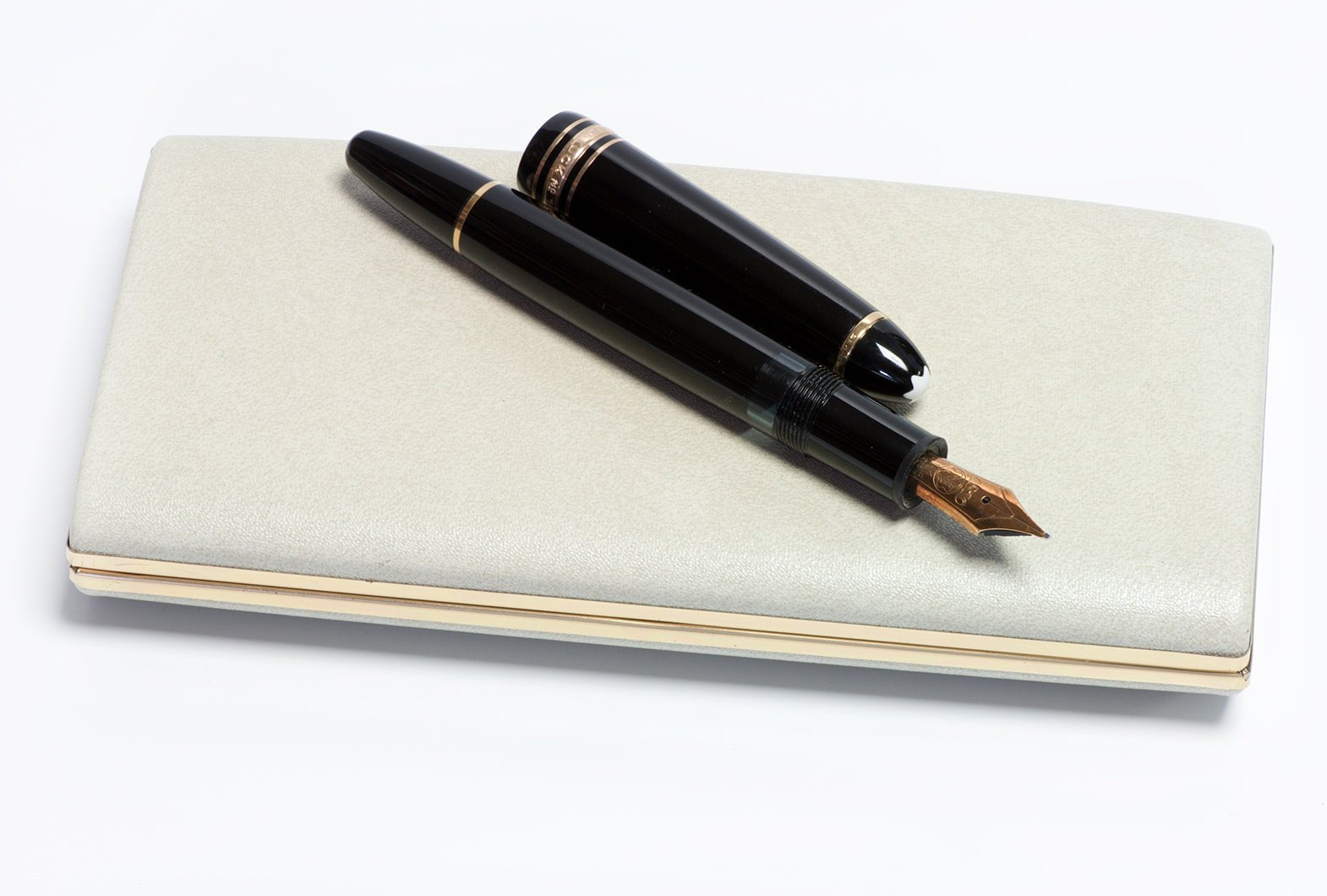 Vintage Montblanc Meisterstuck Fountain Pen