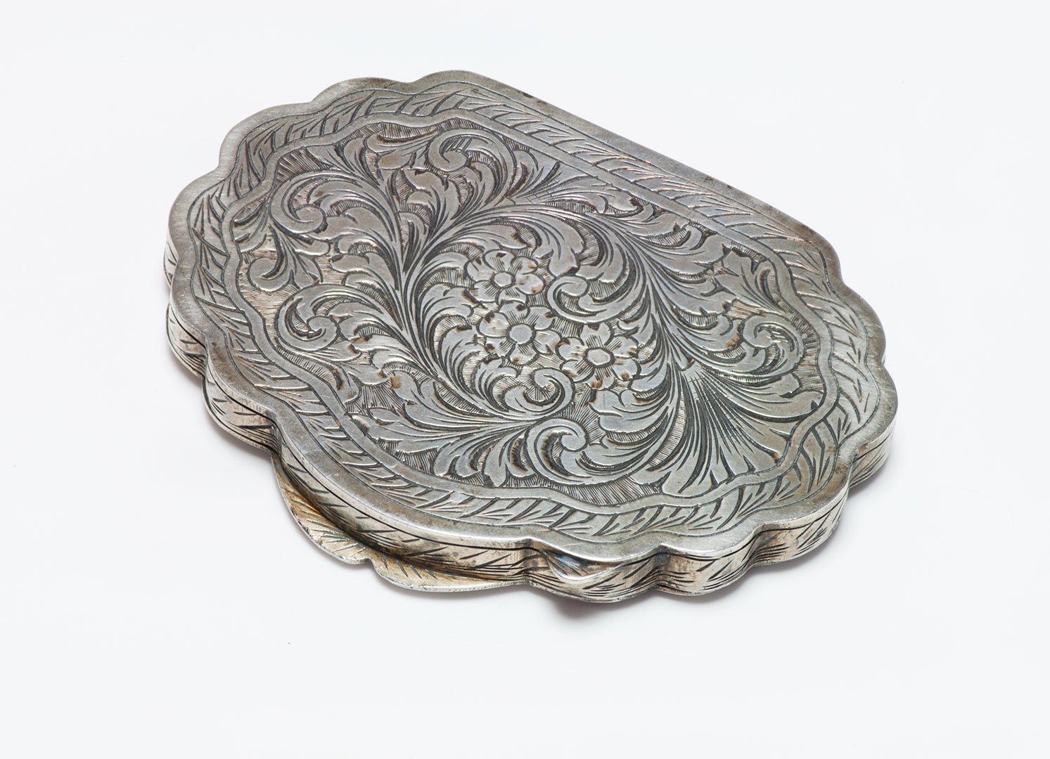 Vintage Nude Enamel Silver Compact Italy