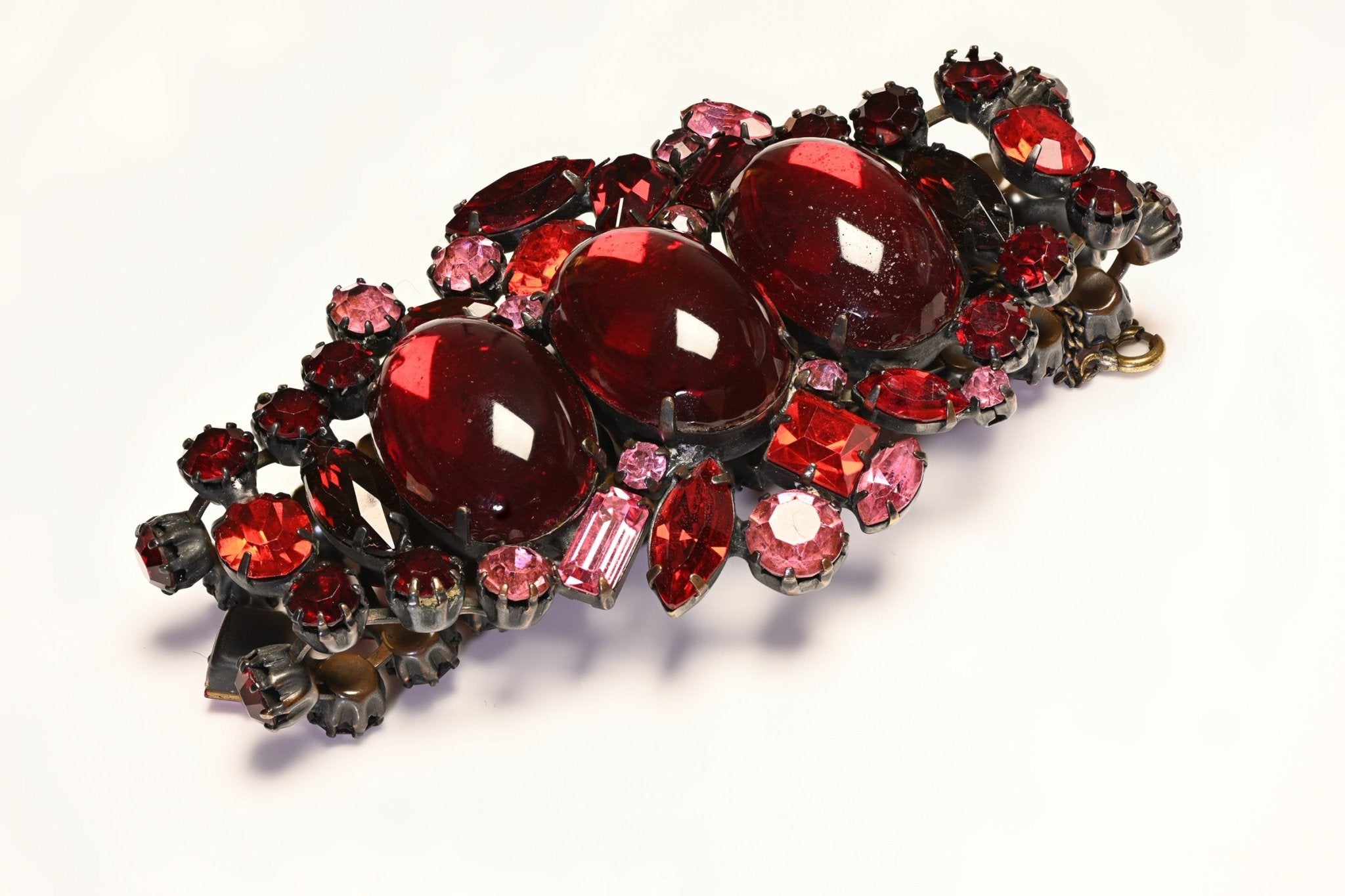 Vintage Original By Robert Wide Red Pink Cabochon Crystal Bracelet