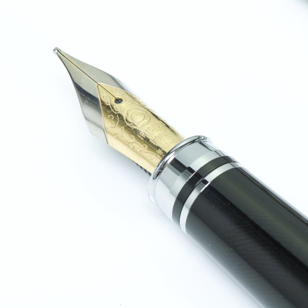 Vintage Silver Fountain Pen