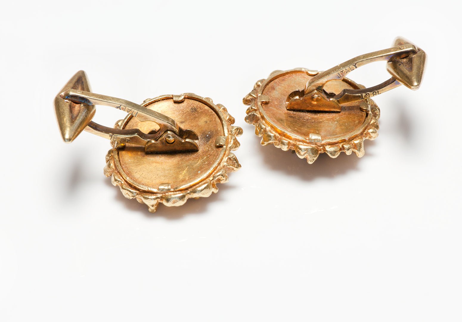 Vintage Textured 18K Yellow Gold Lapis & Diamond Cufflinks