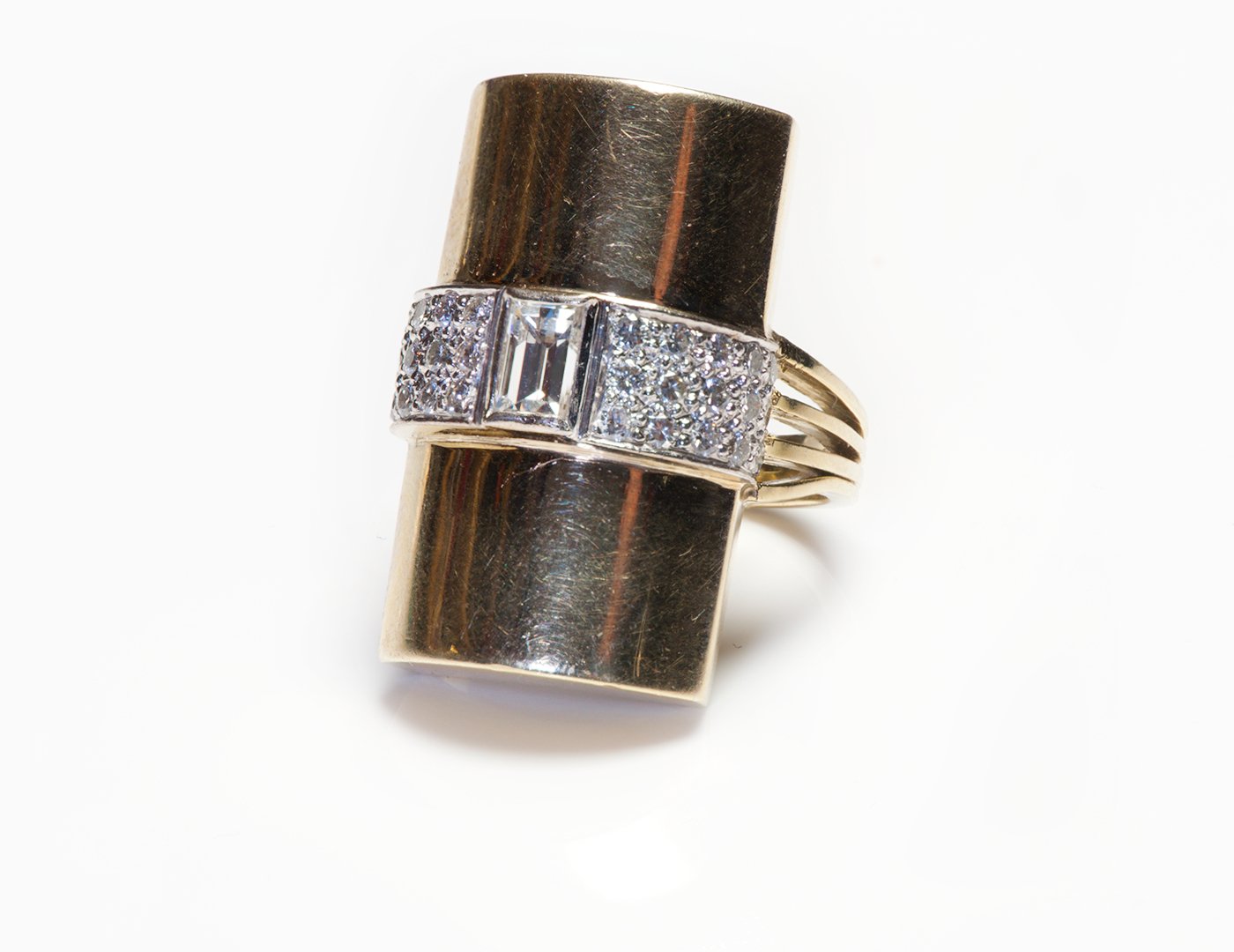 Vintage Yellow Gold Diamond Barrel Ring