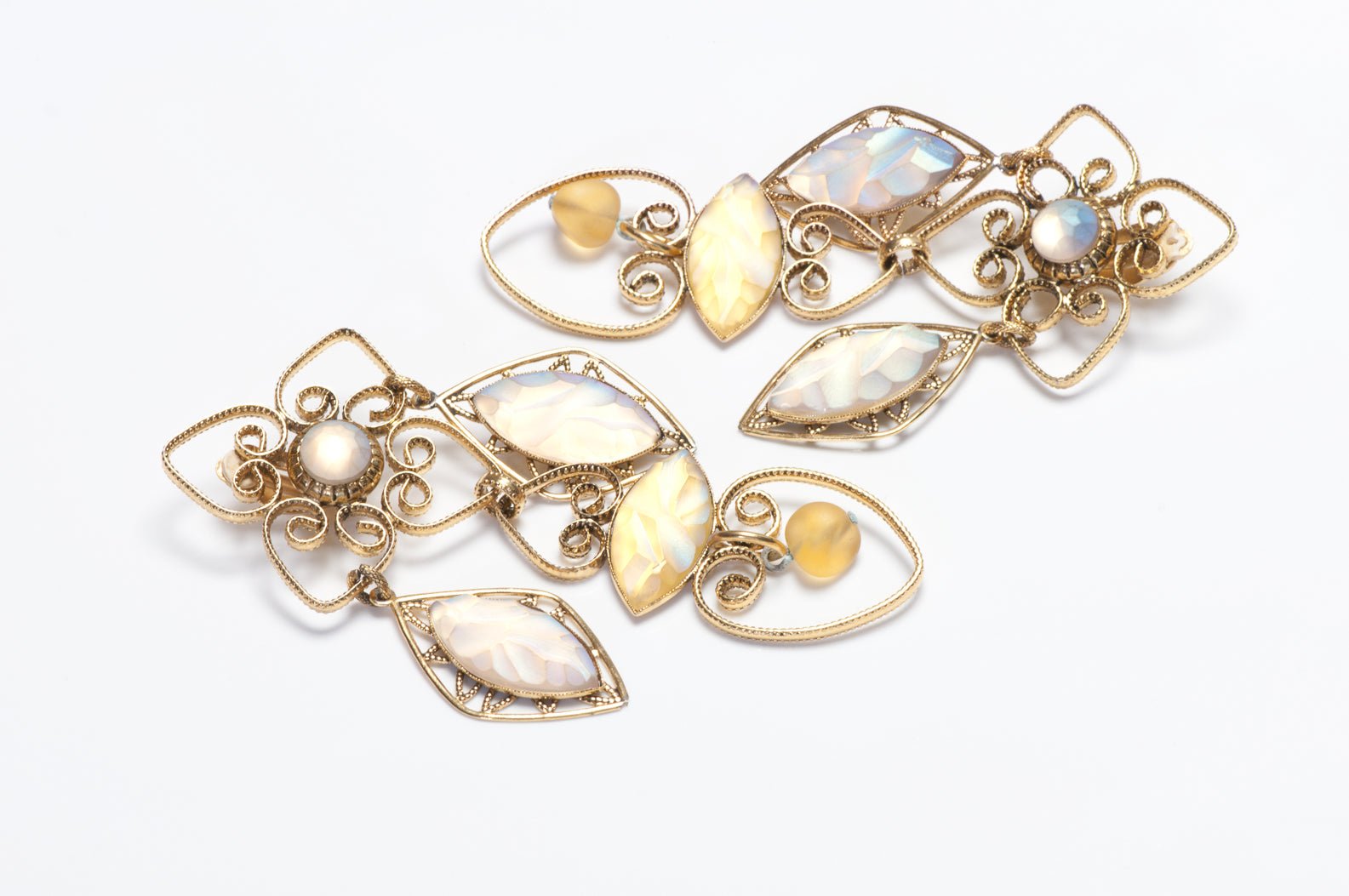 Vintage Zoe Coste Paris Opaline Carved Lucite Filigree Heart Earrings Necklace Set
