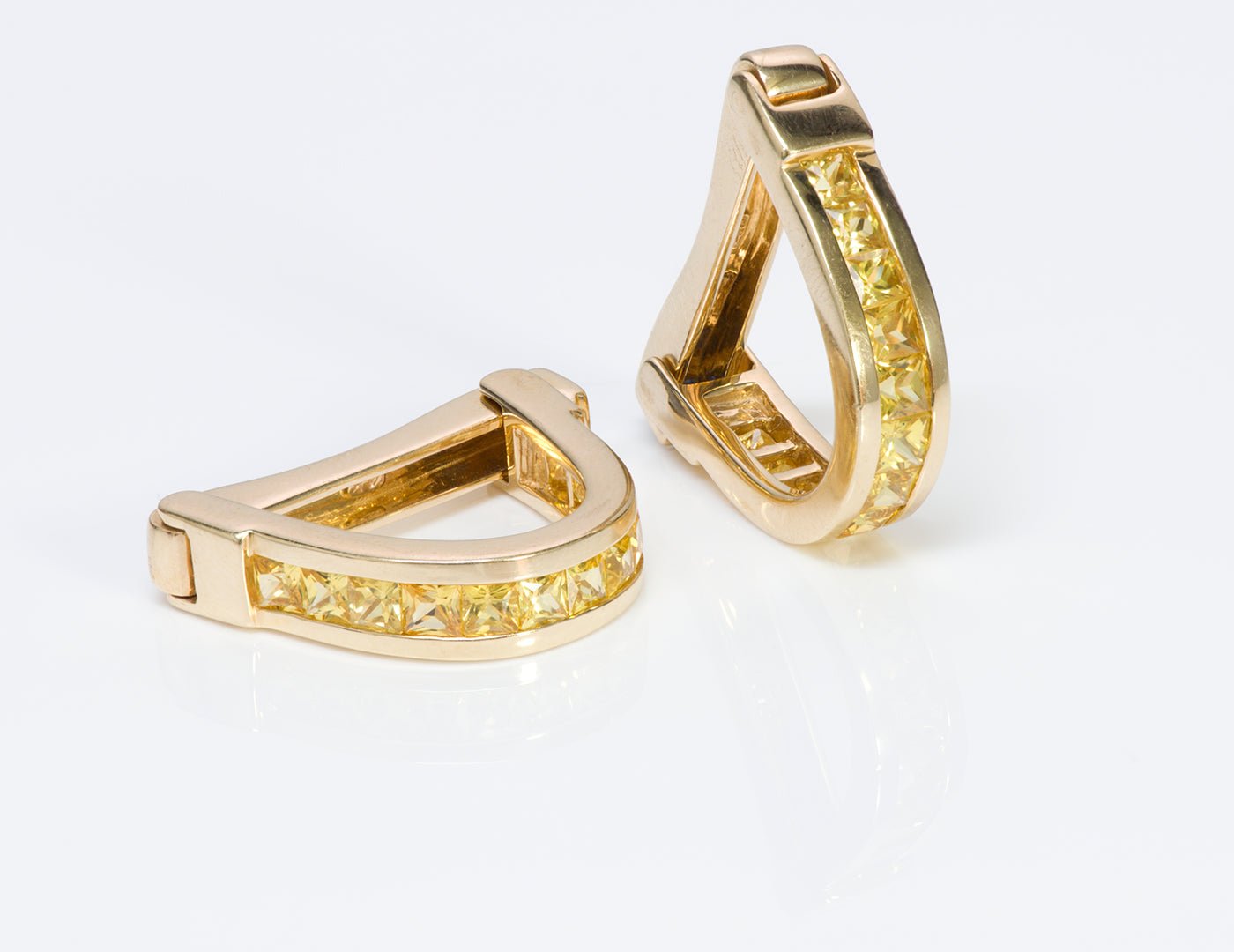 Yellow & Blue Sapphire Stirrup Gold Cufflinks