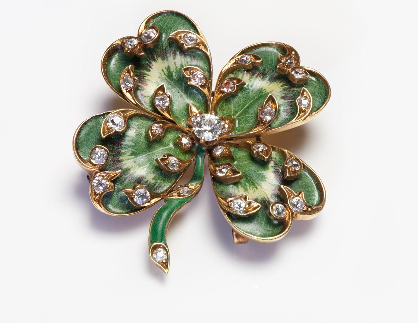 10 Reasons to Wear a Brooch - DSF Antique Jewelry