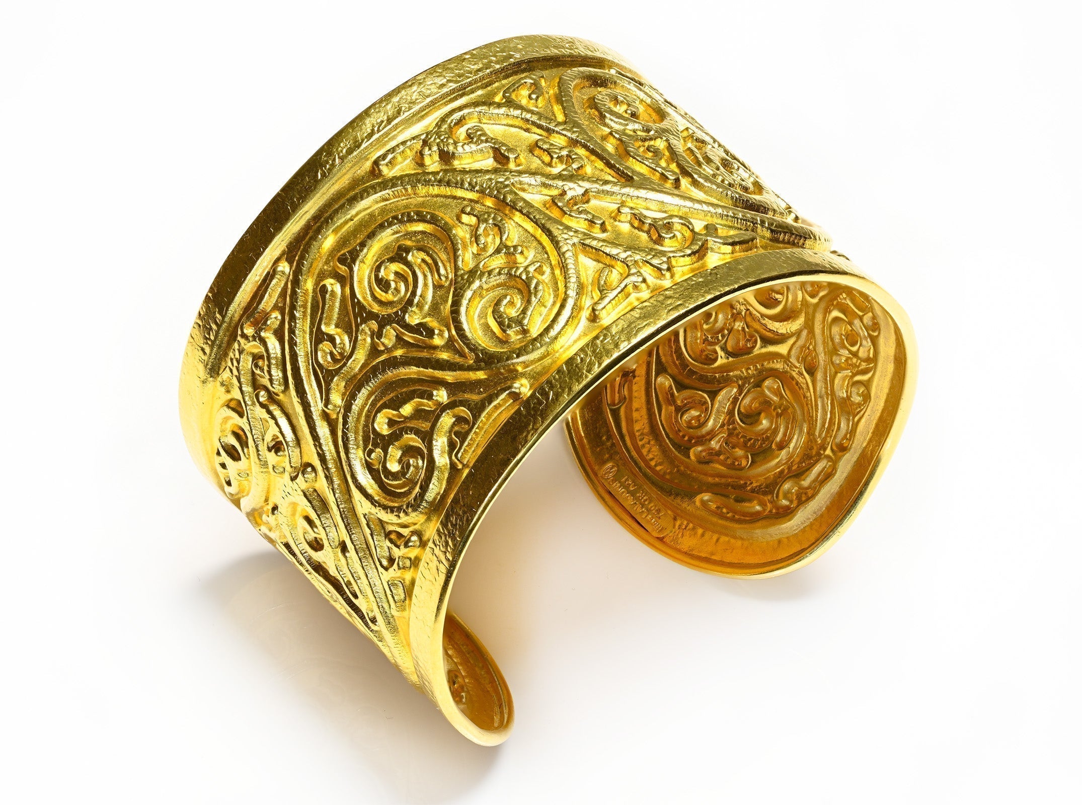 Yellow Gold Comeback: Antique & Vintage Designs