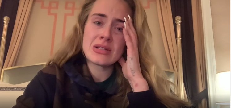 Adele Announces, With Tears in Her Eyes, The Cancellation Of Her Las Vegas Shows - DSF Antique Jewelry