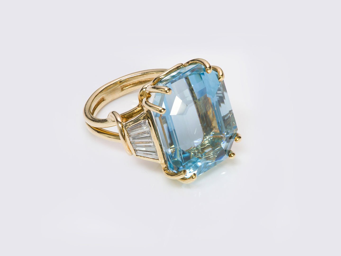 Aquamarine - The Stone of Courage and Protection - DSF Antique Jewelry
