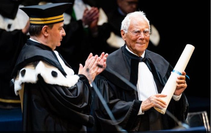 Armani Awarded With "Honoris Causa" Degree By The University Of Piacenza - DSF Antique Jewelry