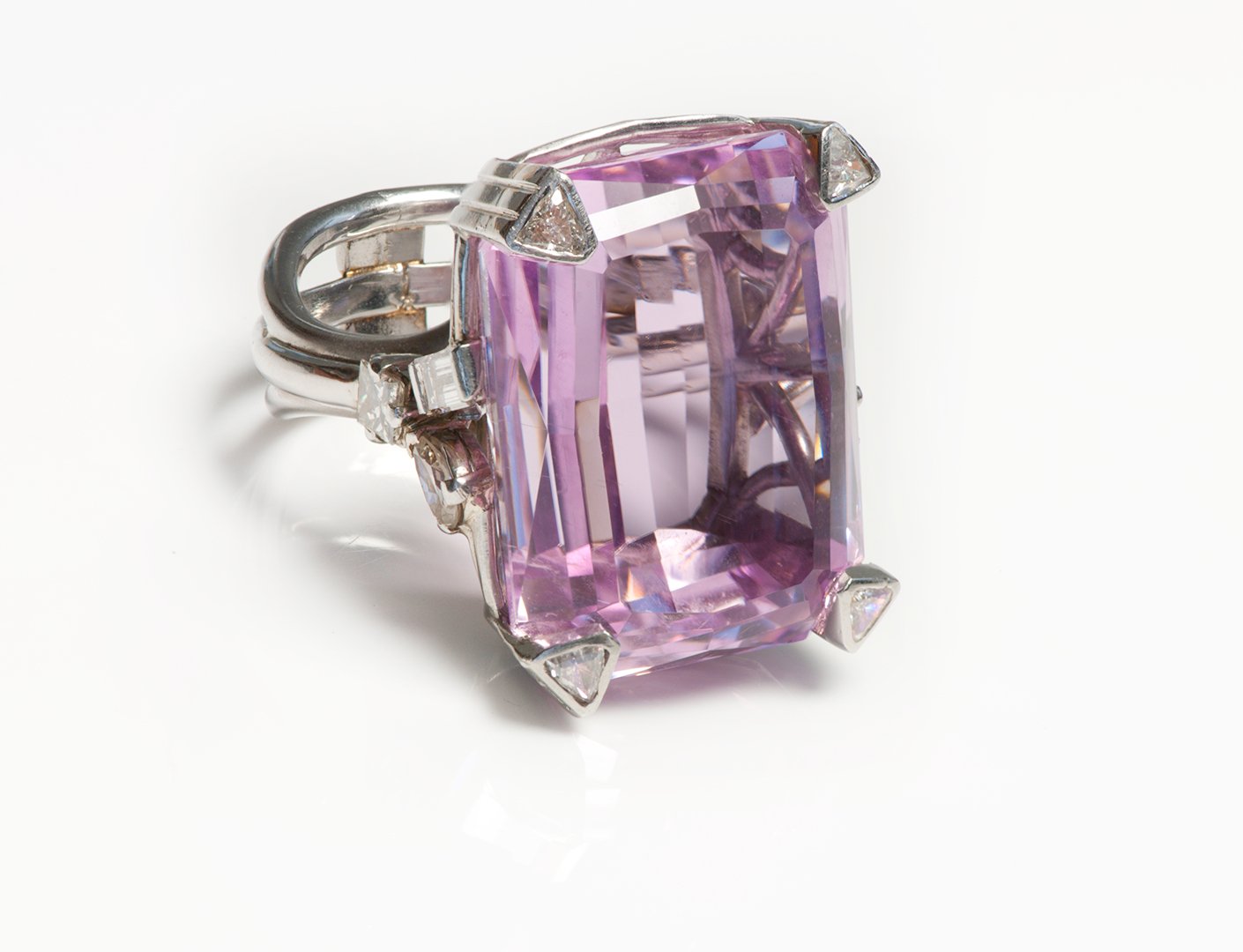 Discover Kunzite - The Beautiful Pink "Gemstone Of The Evening" - DSF Antique Jewelry