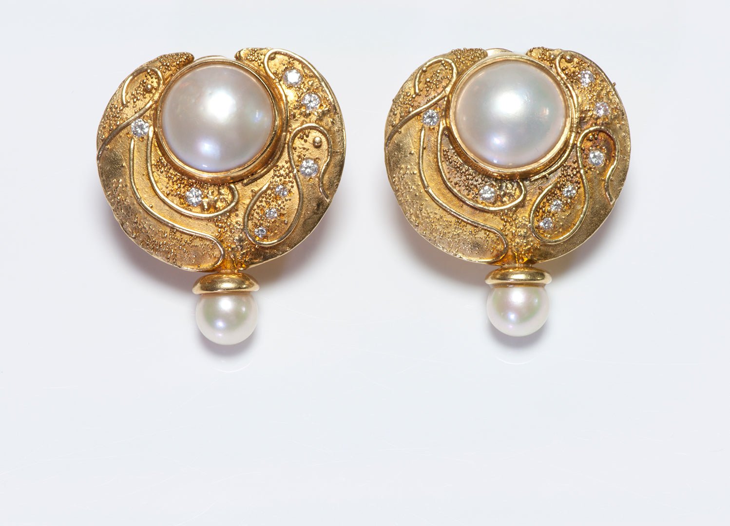 Earrings: Which Designs Are Suitable For Round Or Oval Faces - DSF Antique Jewelry