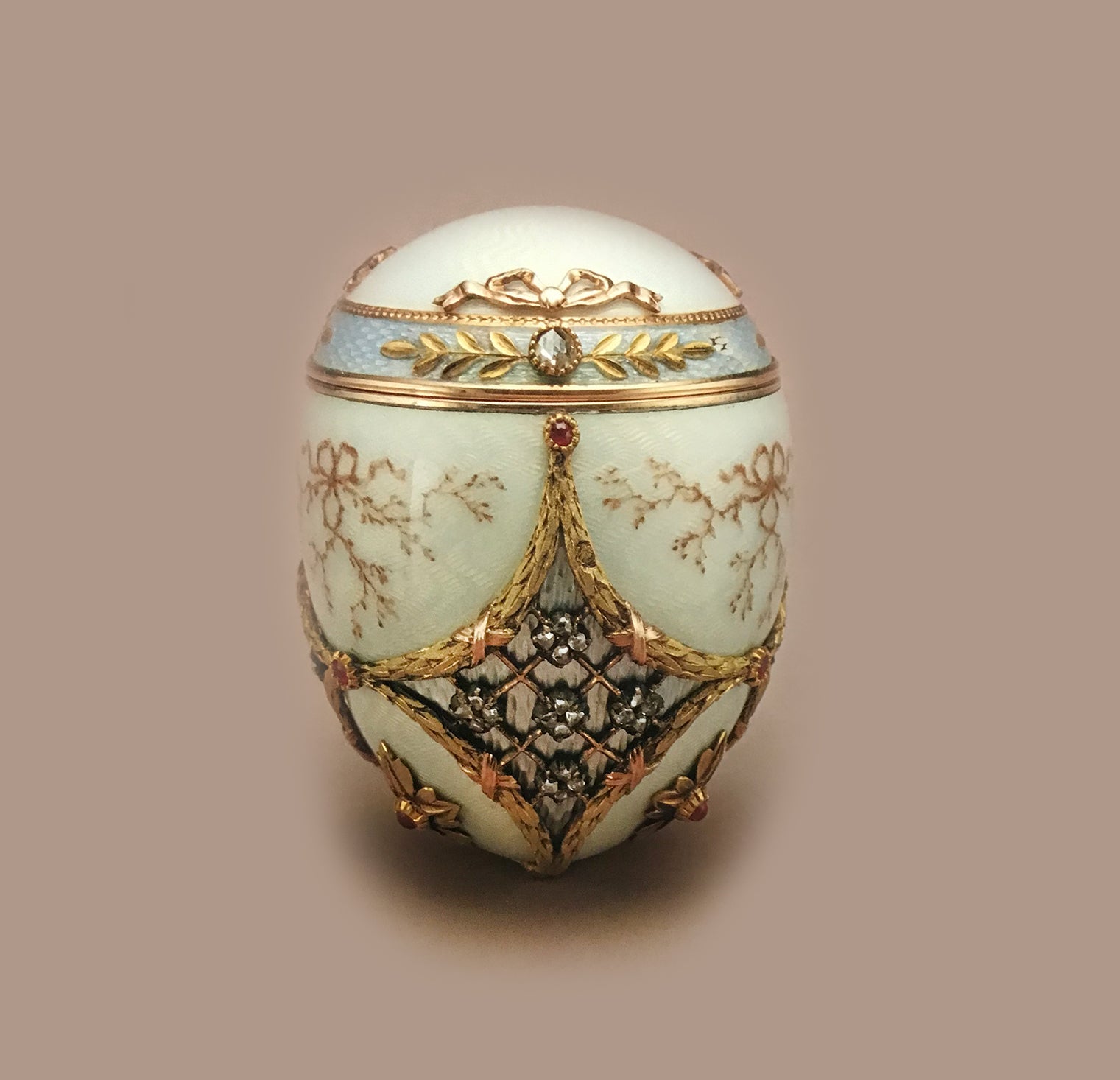 Faberge Easter Gifts: The Perfect Jewelry For The Richest People - DSF Antique Jewelry