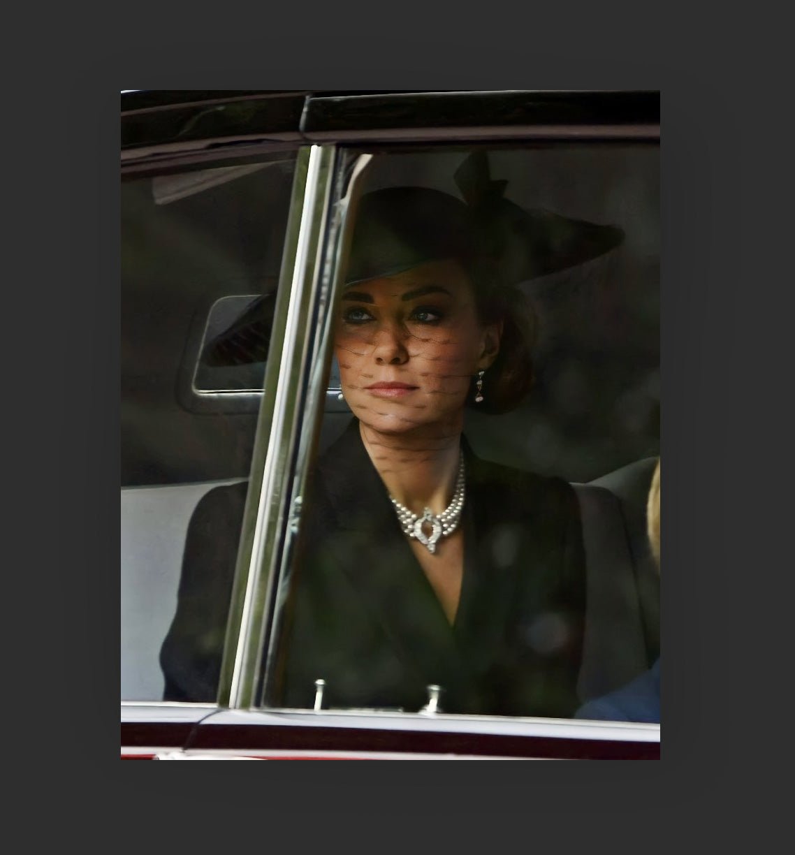 Kate Middleton's Symbolic Jewelry Worn At Queen Elizabeth's Funeral - DSF Antique Jewelry