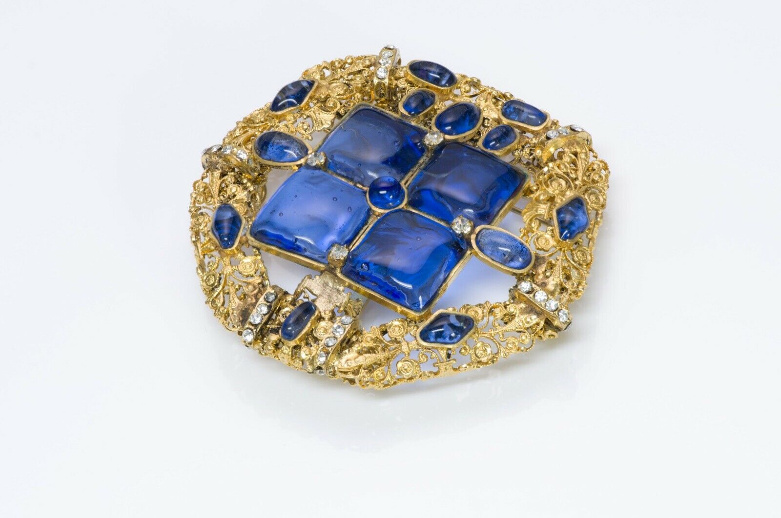 The Colors of Chanel - DSF Antique Jewelry