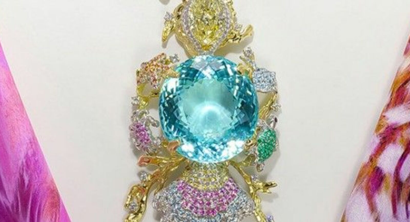 The Ethereal Carolina Divine Paraiba – A Famous Gem In The Guinness Book - DSF Antique Jewelry