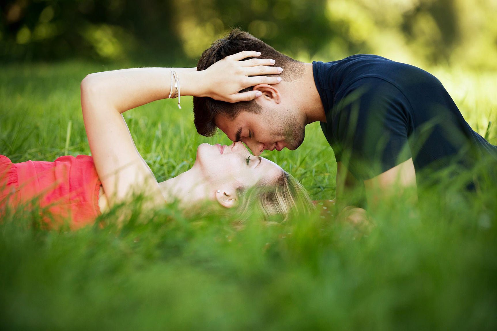 The Secret Of Physical Attraction: What Are Pheromones? - DSF Antique Jewelry
