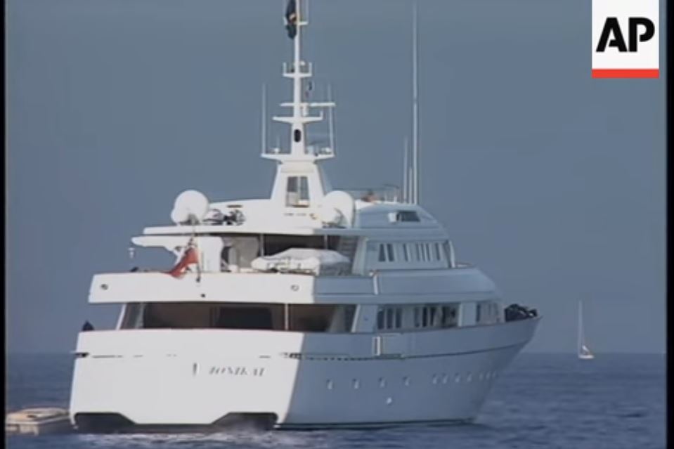 The SuperYacht Princess Diana Shared With Dodi al-Fayed Is Up For Sale - DSF Antique Jewelry