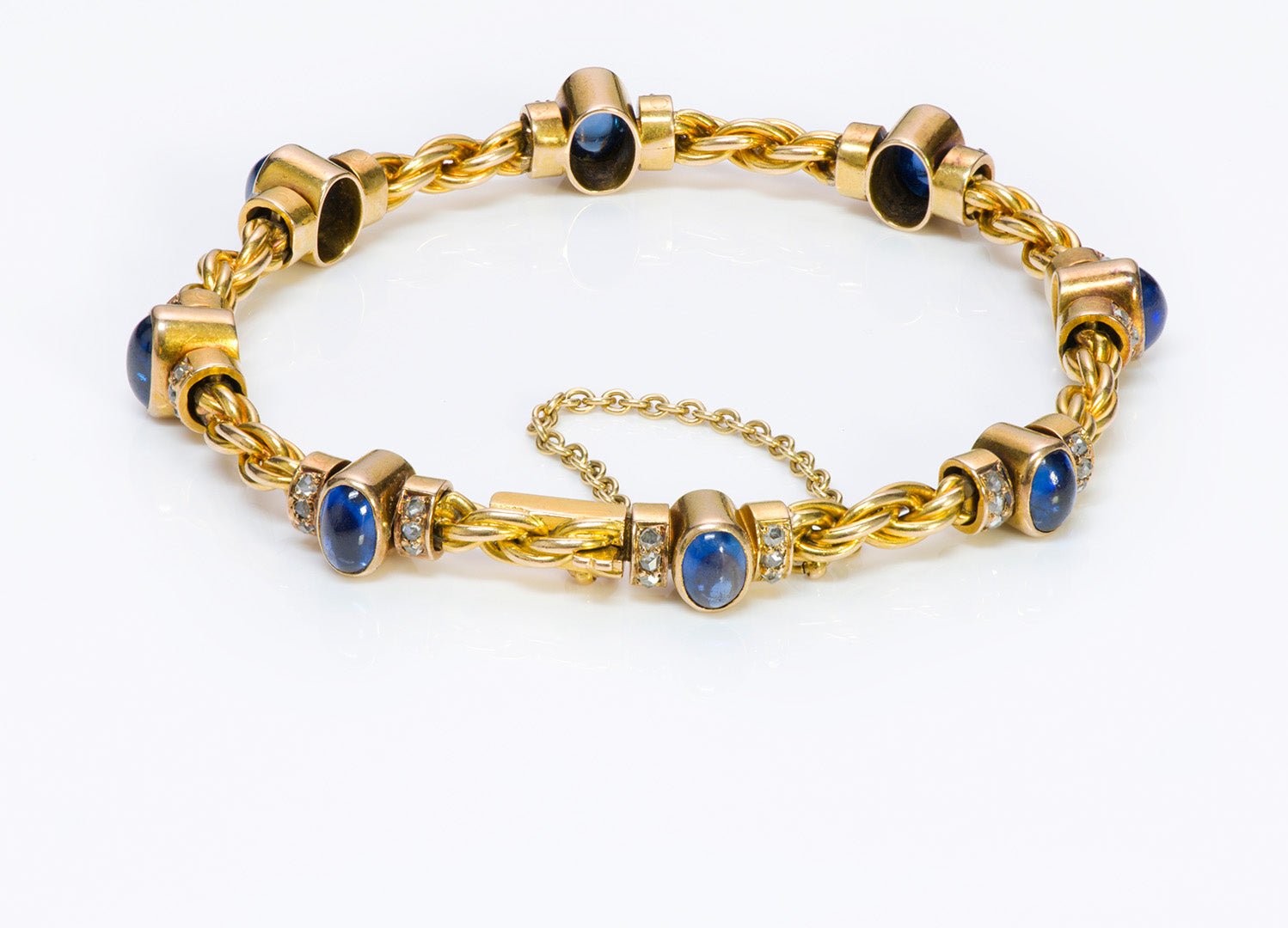 The Surprising Healing Effects of Wearing Gold Sapphire Jewelry - DSF Antique Jewelry