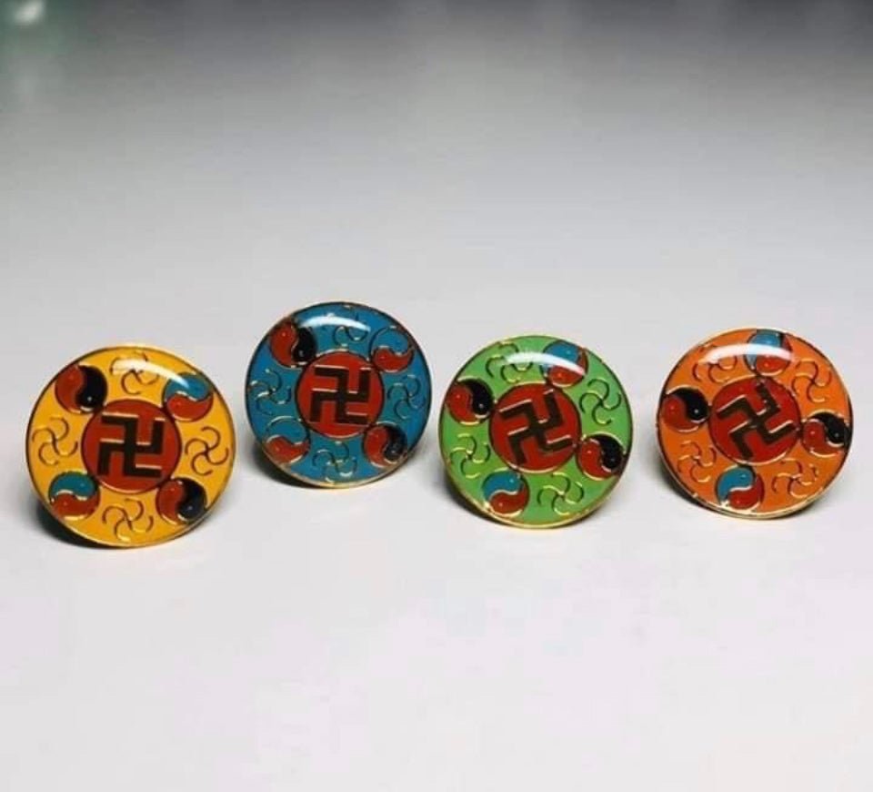 The Tragic Story Behind The World's Most Famous Pin - DSF Antique Jewelry