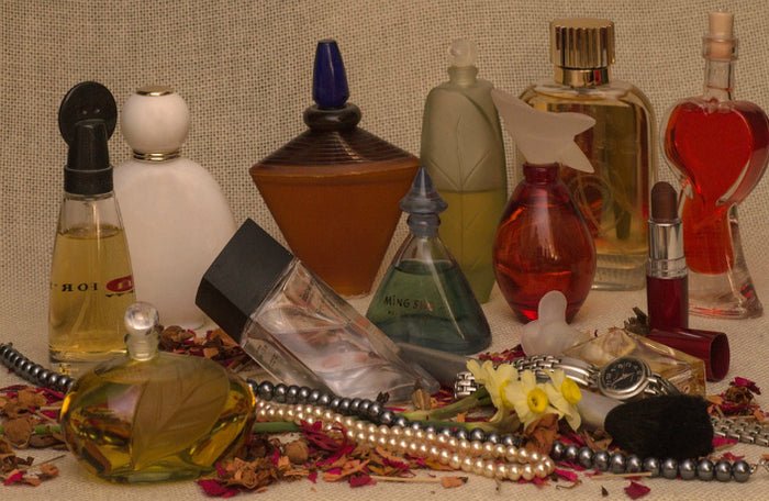 The World Of Perfumes. Here's What You Need To Know - DSF Antique Jewelry