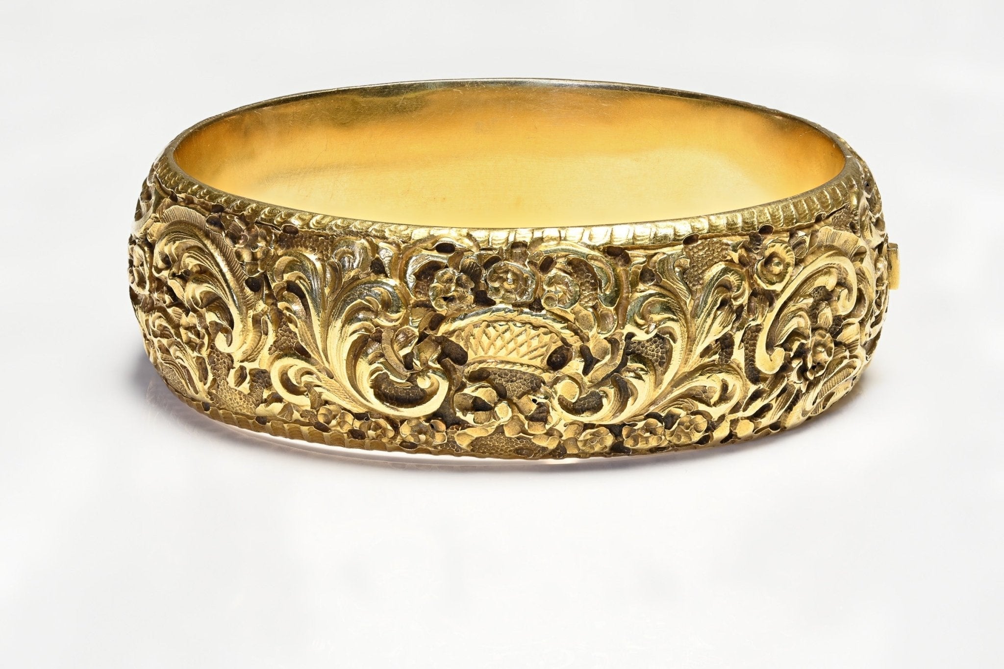 Tips And Gift Jewelry Ideas For Women - DSF Antique Jewelry