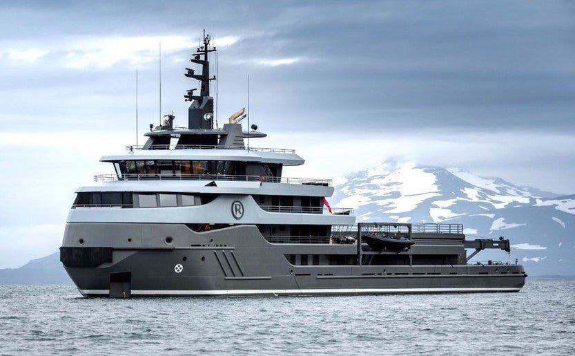 Yacht Of Russian Oligarch Stuck In Norway. Suppliers Won't Refuel: They Can Row Home! - DSF Antique Jewelry