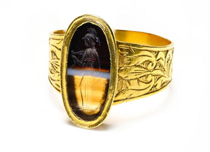 Antique Carved Gold Men's Ring with Ancient Banded Agate Intaglio