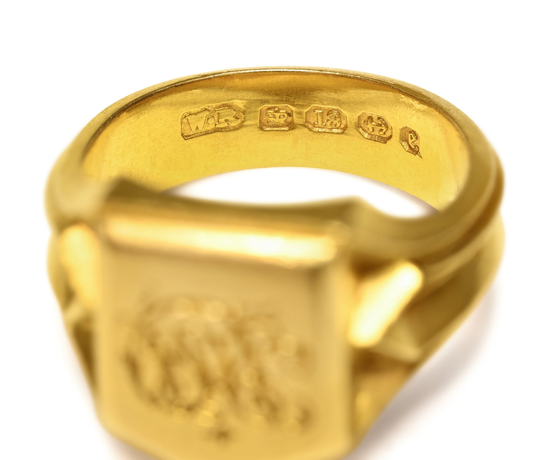 Antique Victorian 18K Gold Engraved Shield Signet Ring Birmingham 