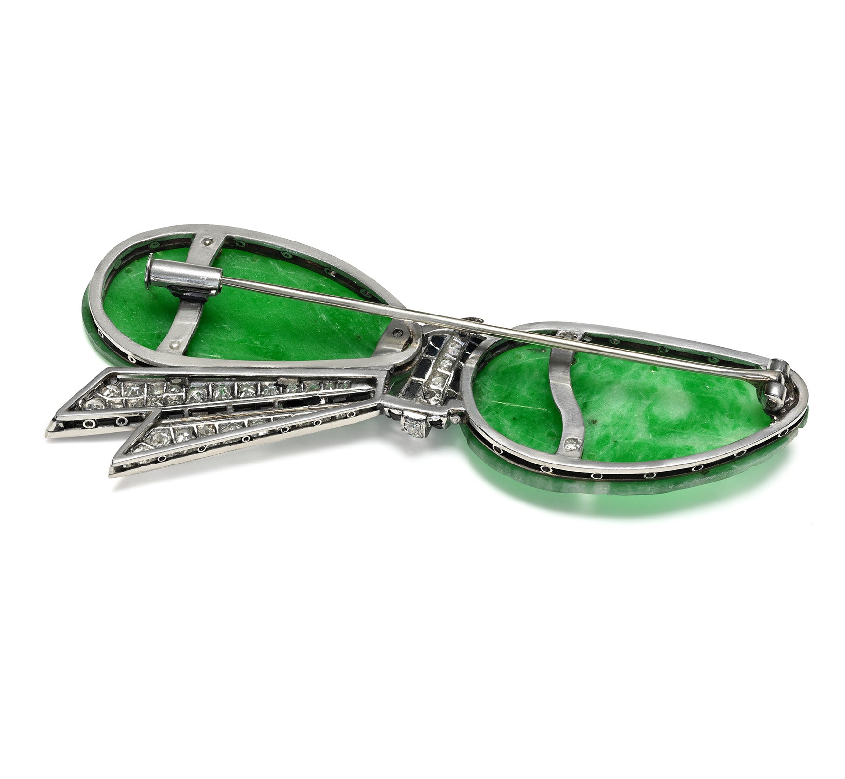 Art Deco Carved Jade, Diamond, Onyx and Platinum Stylized Bow Brooch