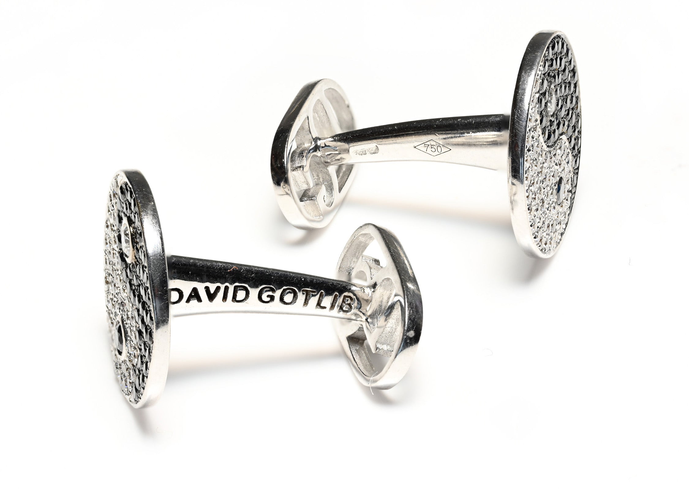 David Gotlib 18K Gold Yin and Yang Cufflinks with Black & White Diamonds