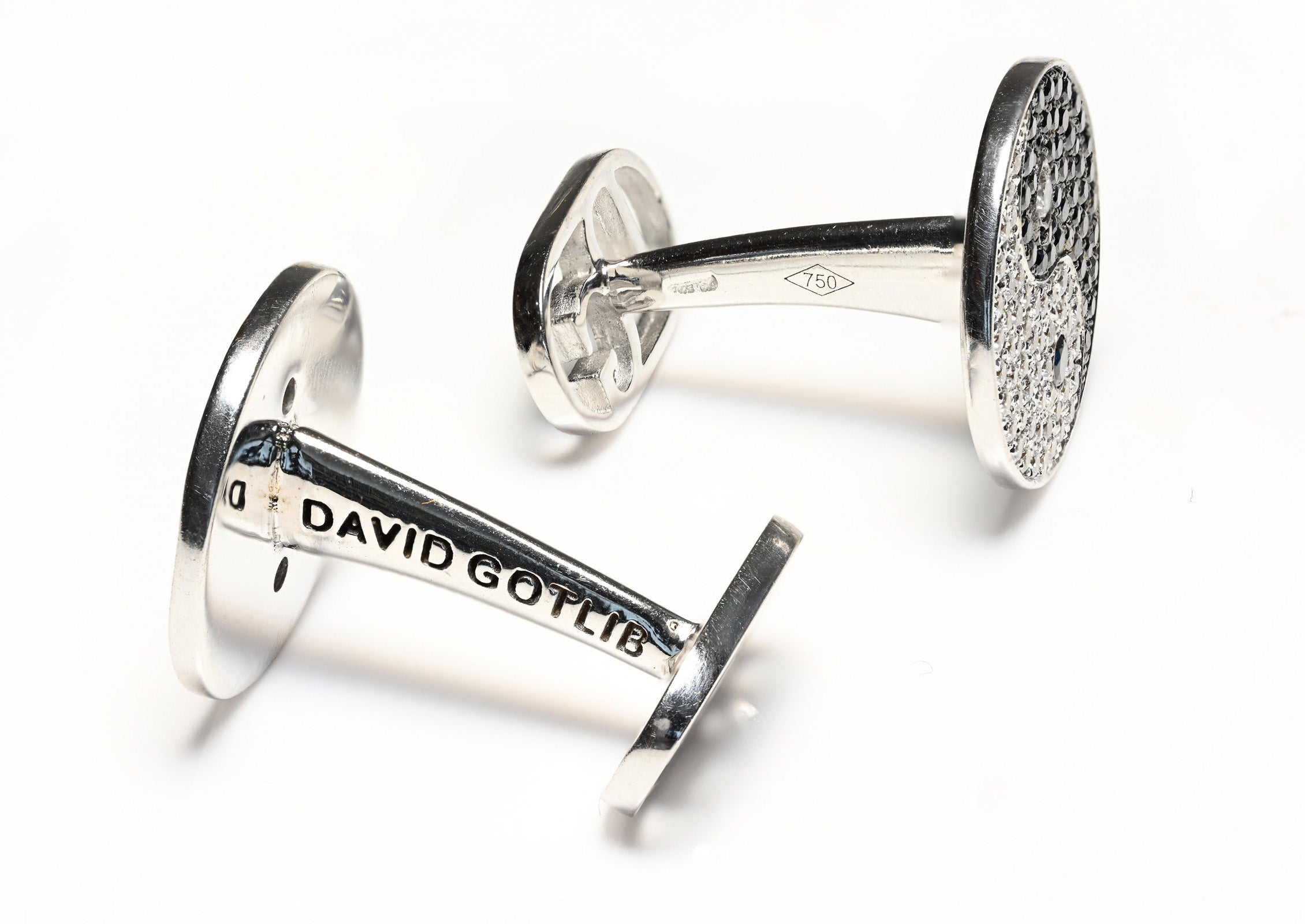 David Gotlib 18K Gold Yin and Yang Cufflinks with Black & White Diamonds