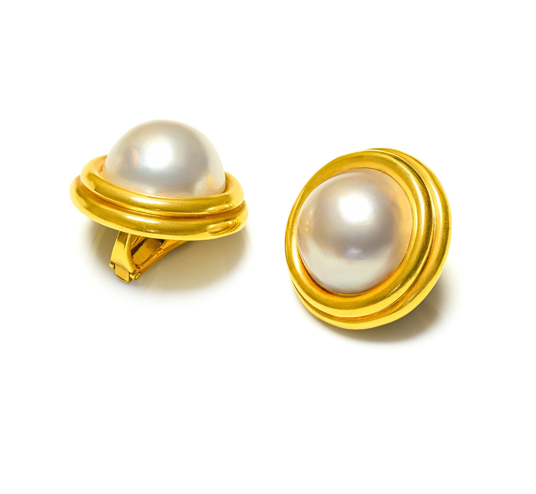 David Webb Pearl Earrings in 18K Yellow Gold