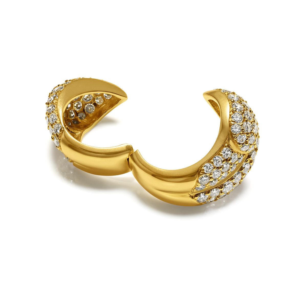 A Vintage Diamond 18K Yellow Gold Hinged Ring