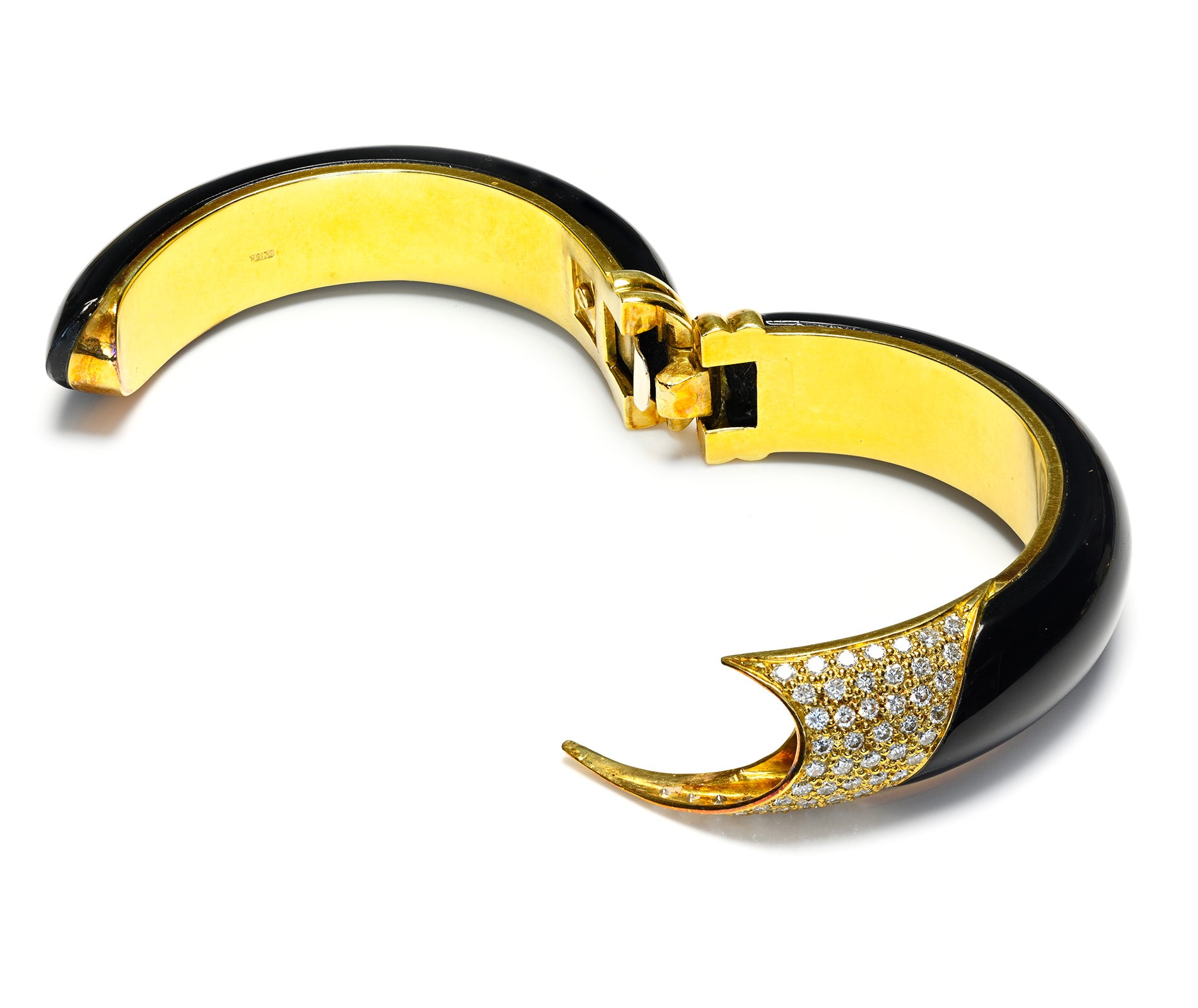 Hammerman Brothers 18K Gold Diamond Onyx Bangle 
