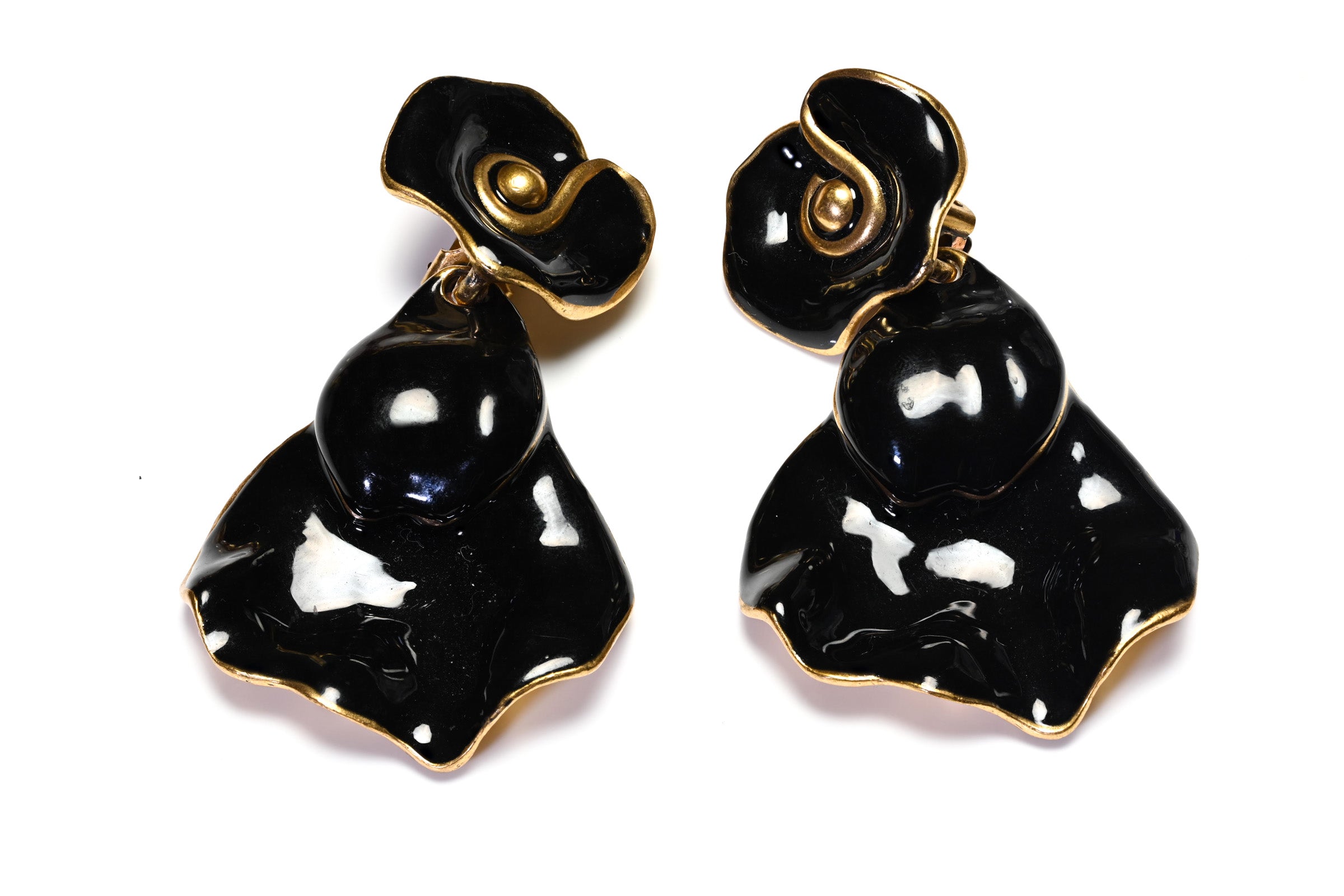 Oscar de la Renta Black Enamel Flower Long Earrings 1