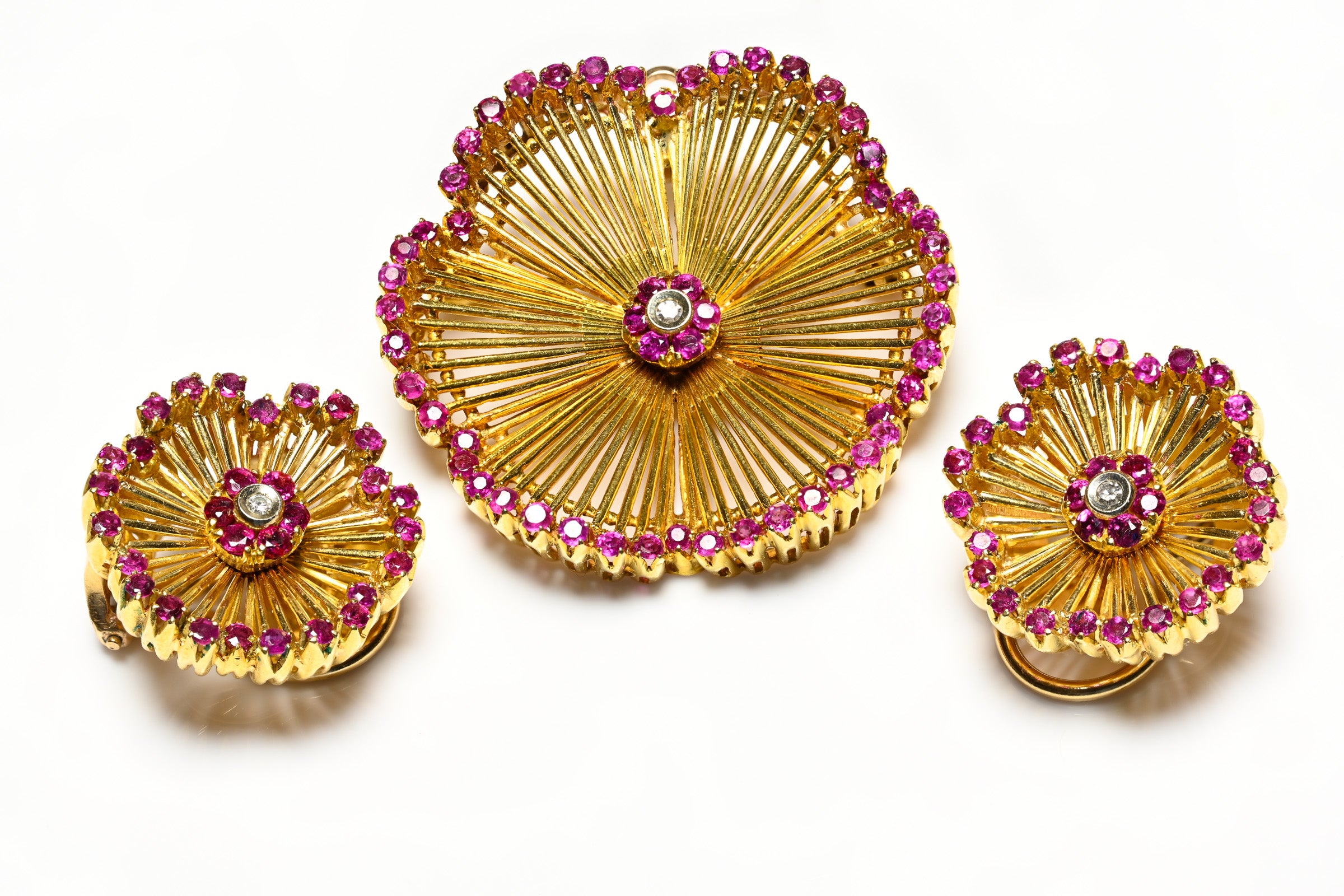 Ruby Diamond 18K Gold Earrings Pendant Set brooch