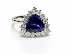 Trillion-Cut Tanzanite Ring with Round Brilliant Diamonds