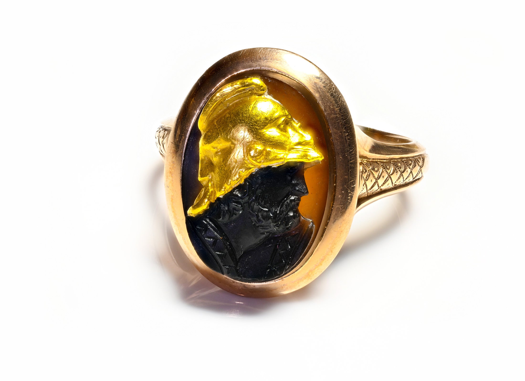 Unusual Victorian Gold Sardonyx Cameo Men's Ring