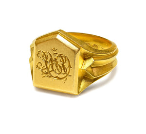 Antique Victorian 18K Gold Engraved Shield Signet Ring