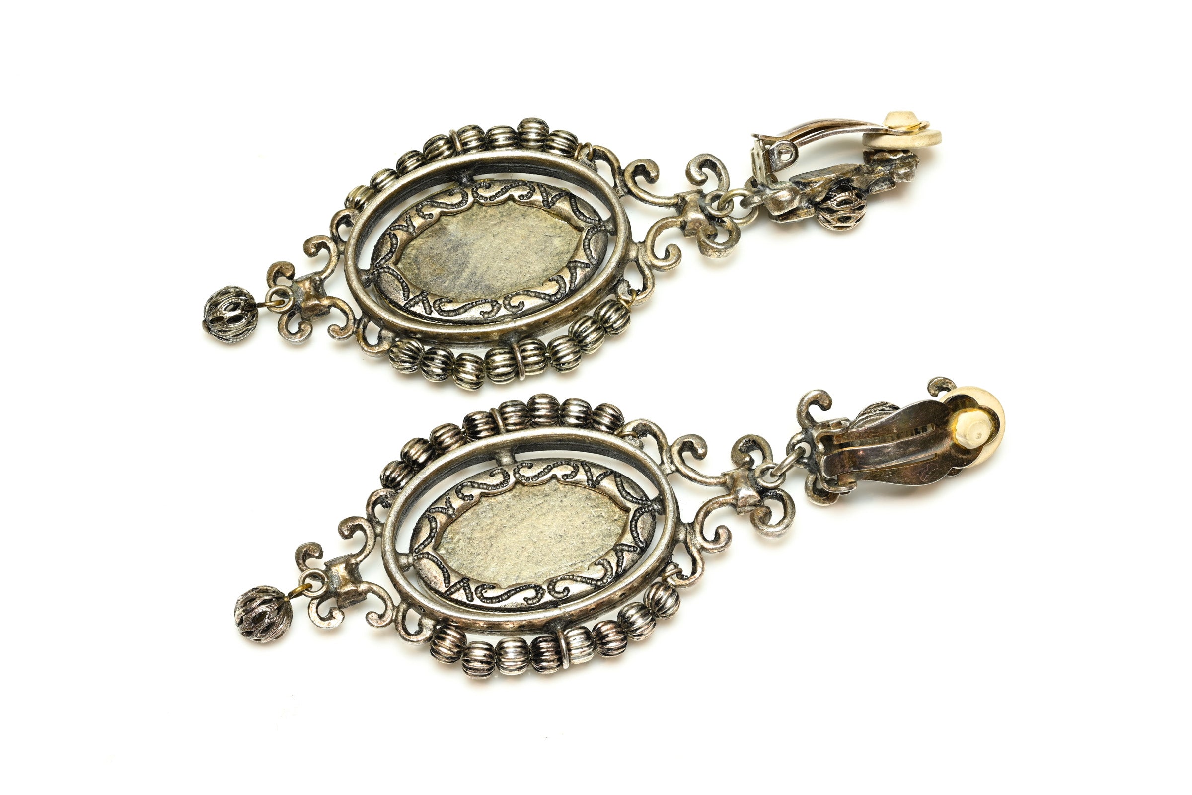 Vintage Christian Dior Galliano Fall 1998 Green Enamel Flower Earrings 2