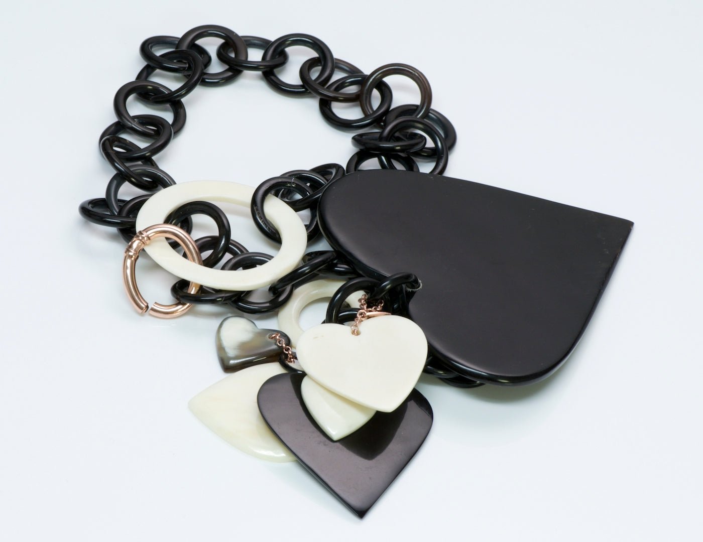 Amle Silver Heart Necklace