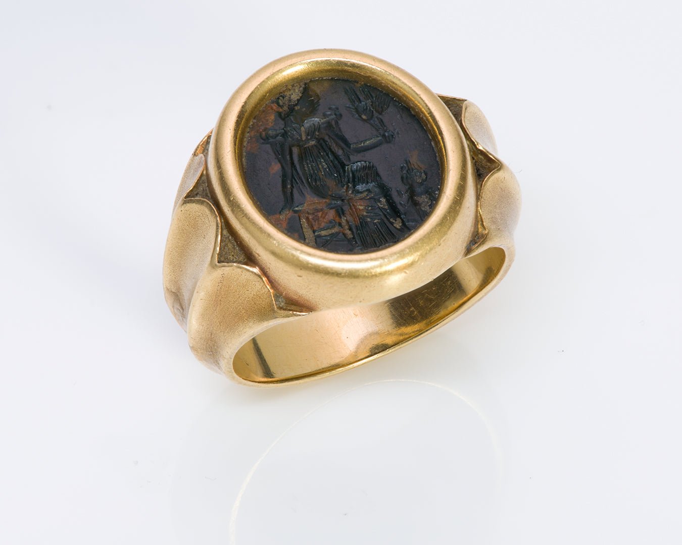 Ancient Intaglio & Antique Gold Men's Ring - DSF Antique Jewelry
