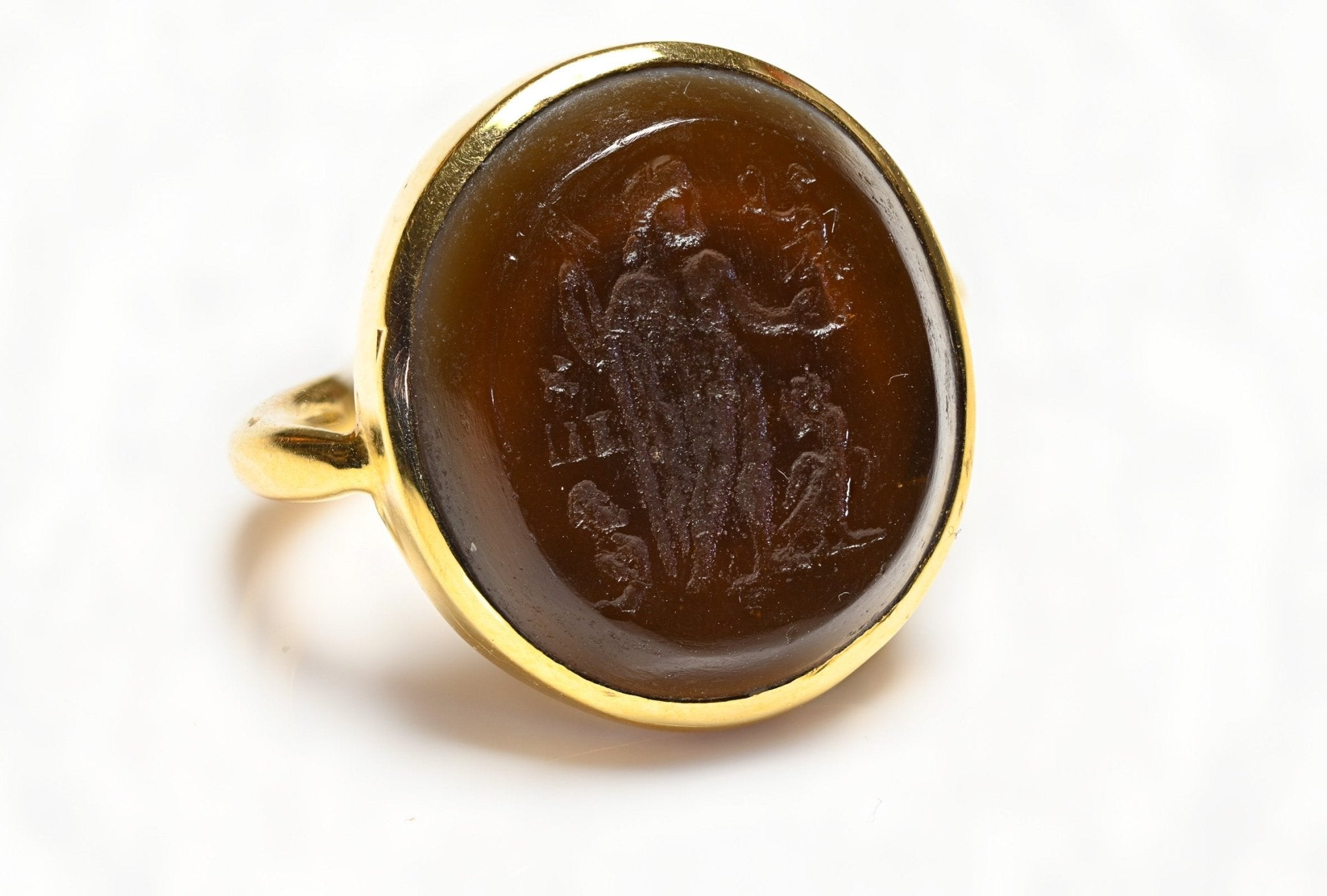 Ancient Roman Agate Intaglio Gold Men’s Ring