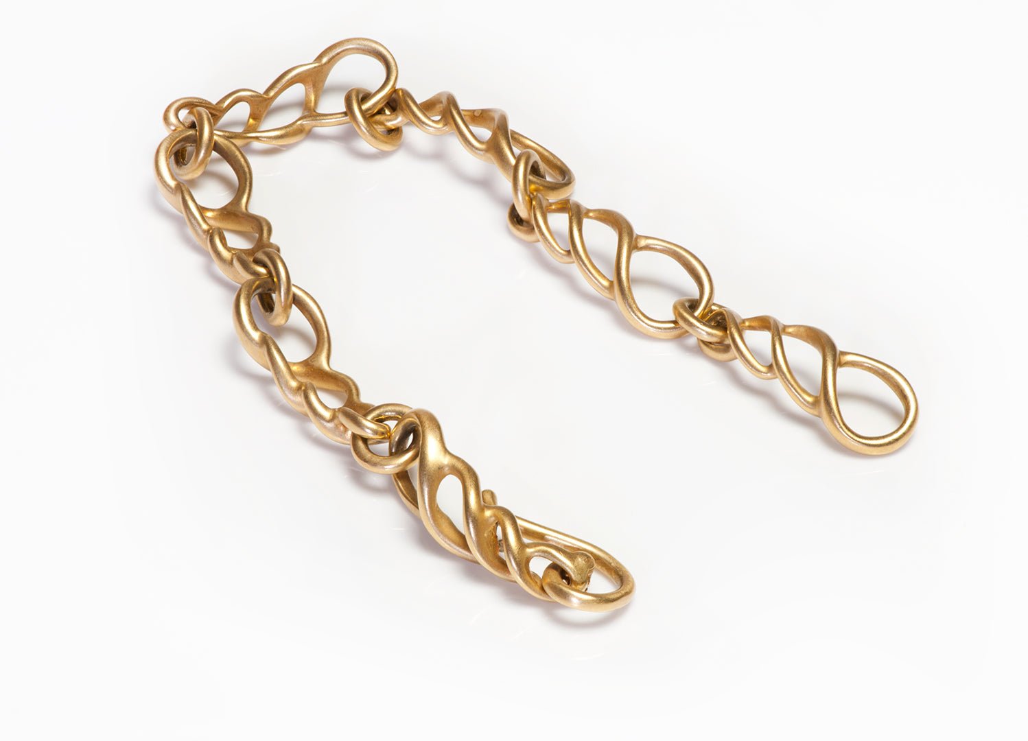Angela Cummings 18K Yellow Gold Shell Link Bracelet - DSF Antique Jewelry