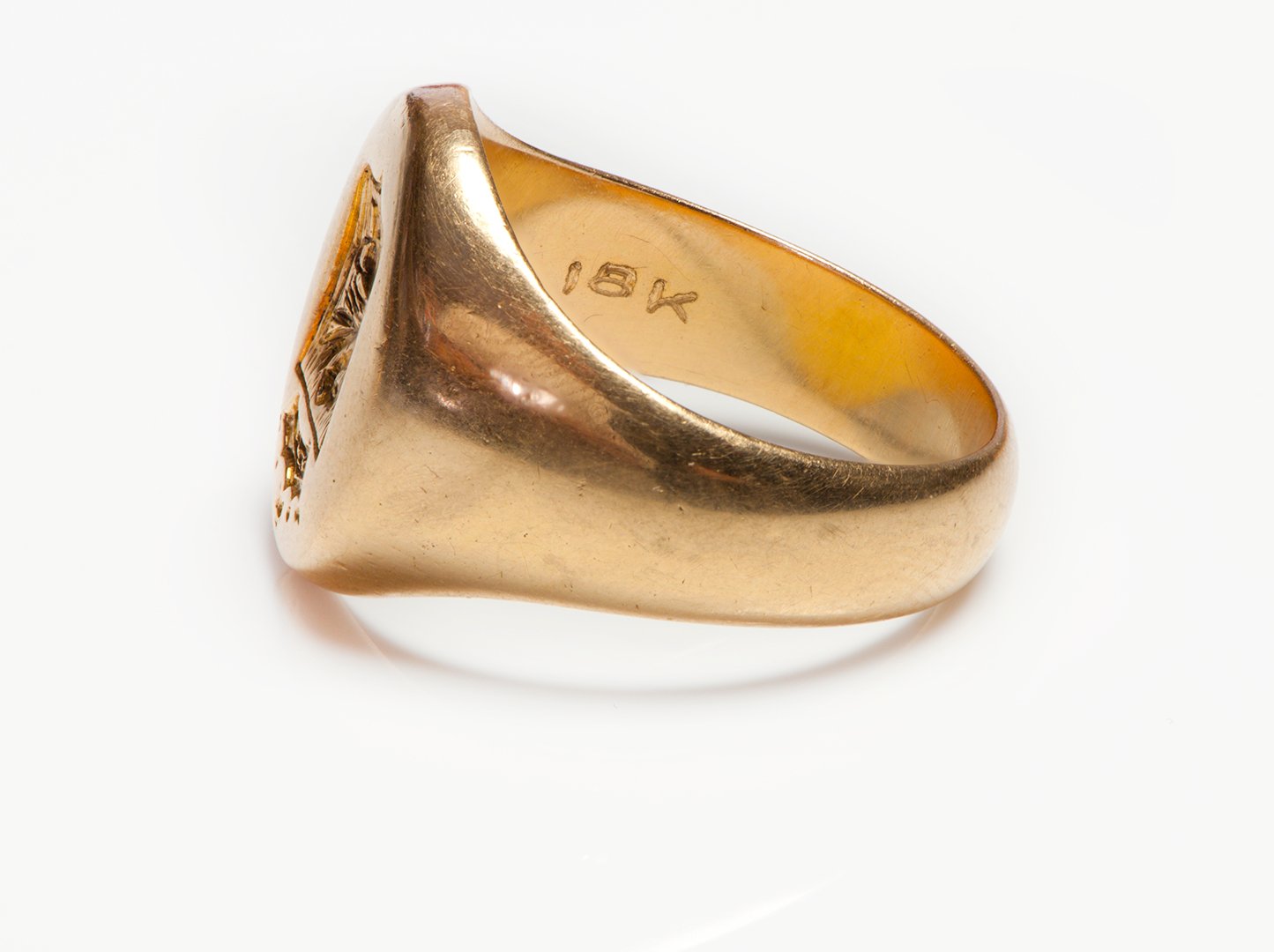 Antique 18K Yellow Gold Family Crest Men's Ring